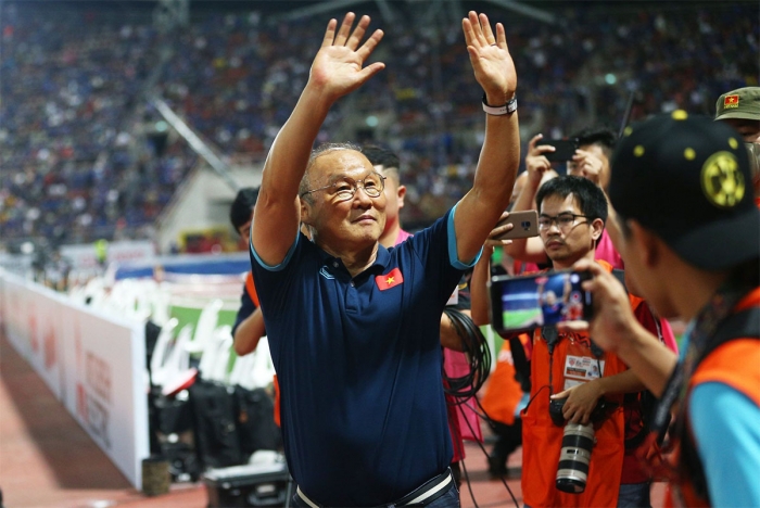 hlv-polking-thua-nhan-kha-nang-bi-sa-thai-thai-lan-chieu-mo-hlv-park-la-that