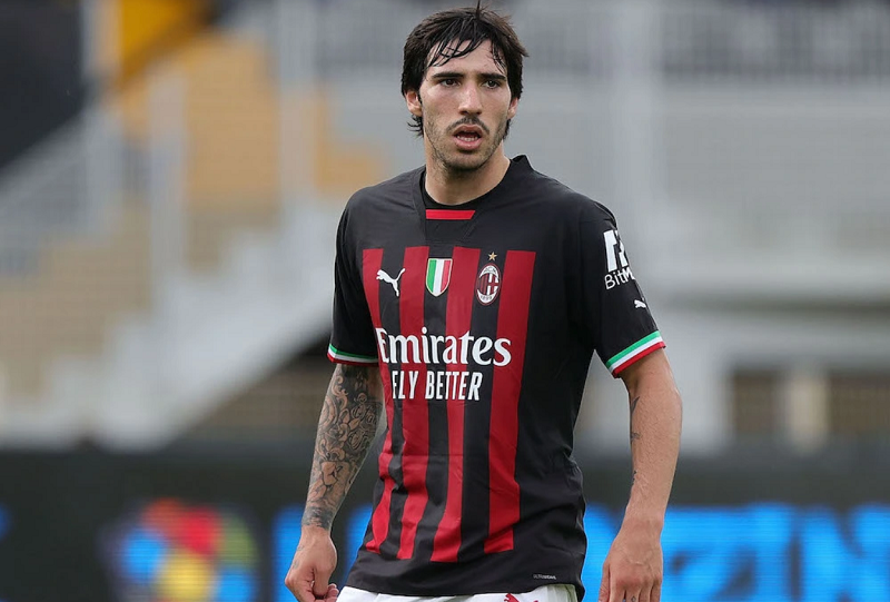 chelsea-chuan-bi-cai-to-lon-tonali-vao-tam-ngam-eddie-howe-duoc-can-nhac-cho-ghe